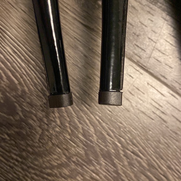 Dolce & Gabanna high heel black patent leather pumps amd socks - Picture 4 of 13